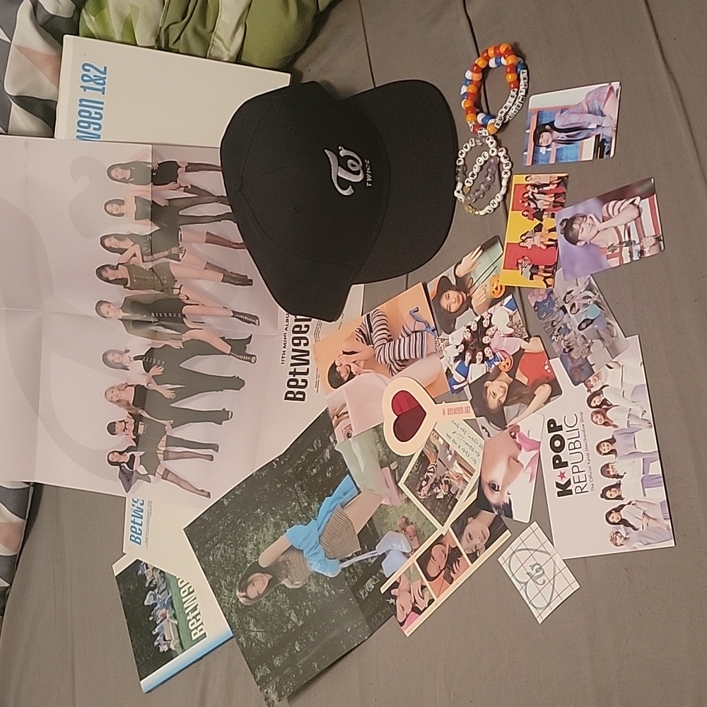 Twice (kpop) mini album with poster + baseball cap bundle with freebies photos